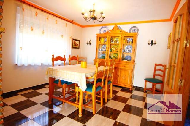 Villa en venta en Arroyo de la Miel (Benalmádena)