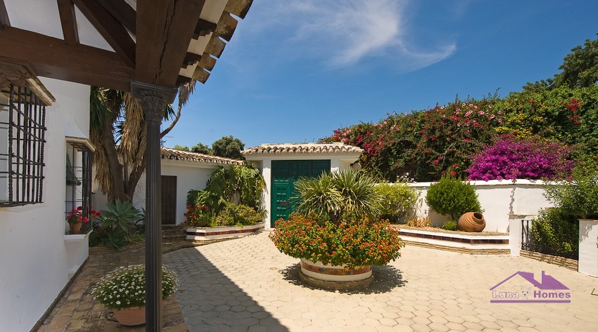 Vila en venda in Benalmádena Costa
