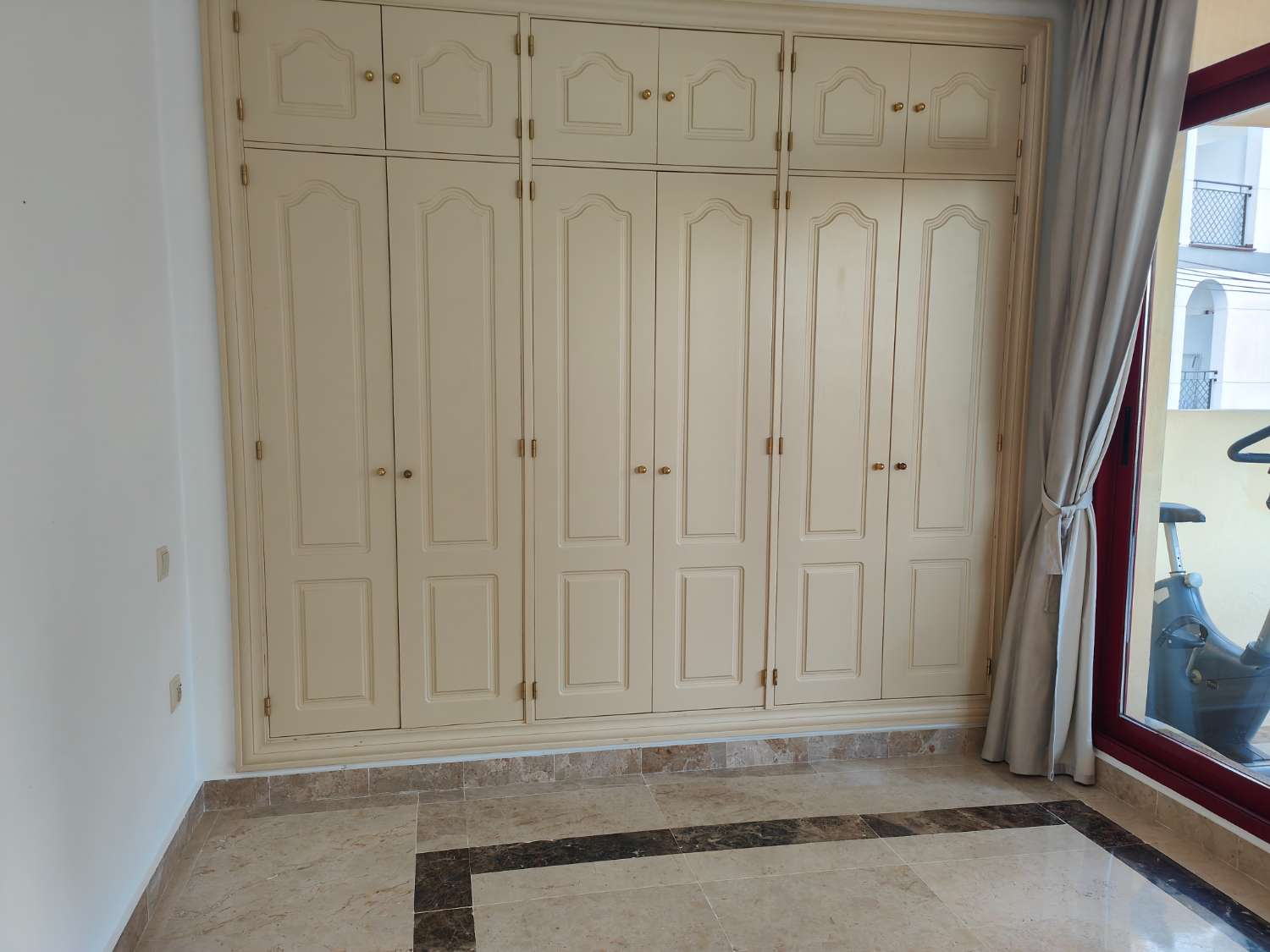 Piso a 200 metros de la playa