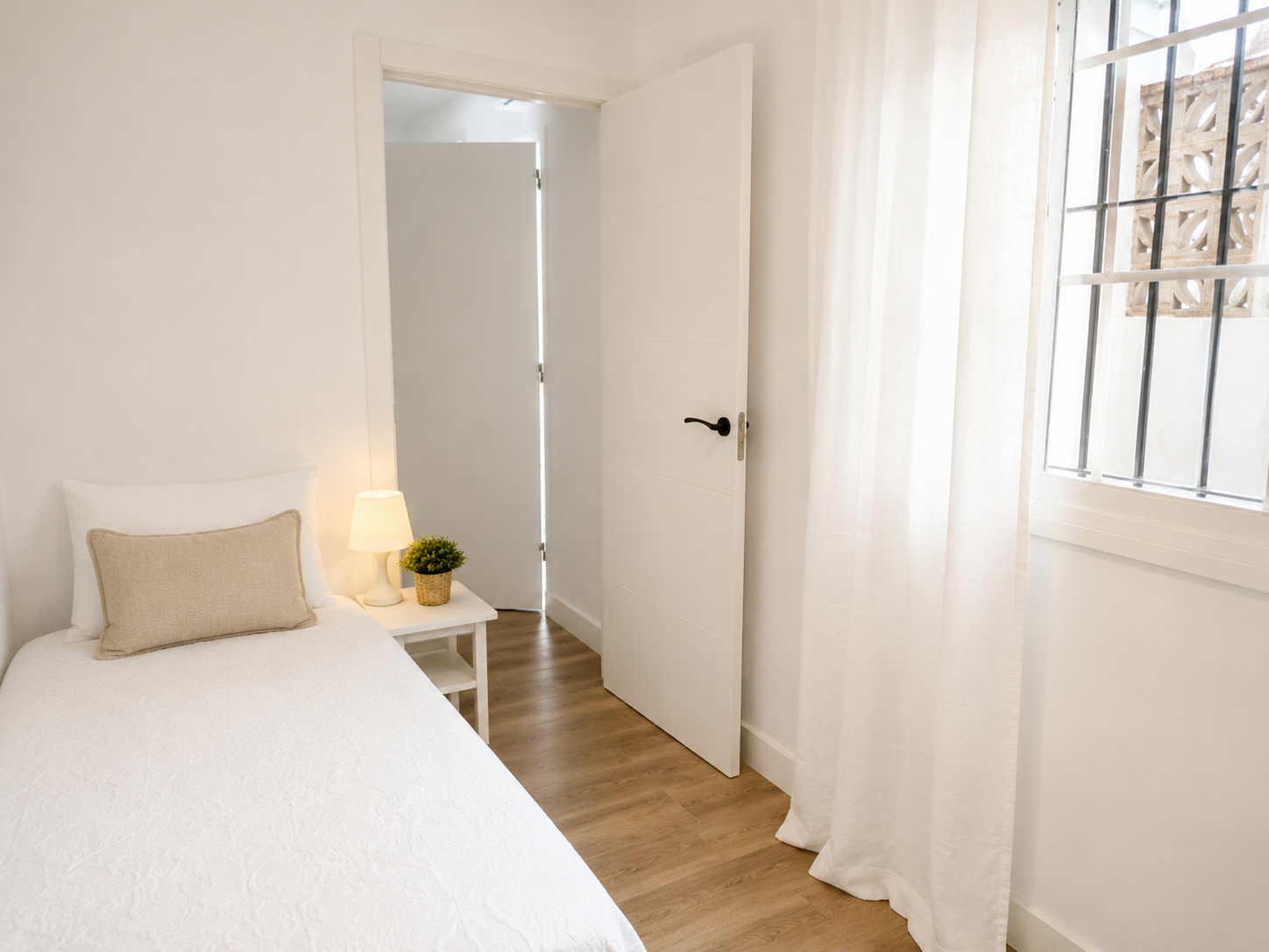 Dos apartamentos independientes con gran terraza privada en Málaga – Ideal inversión o rentabilidad