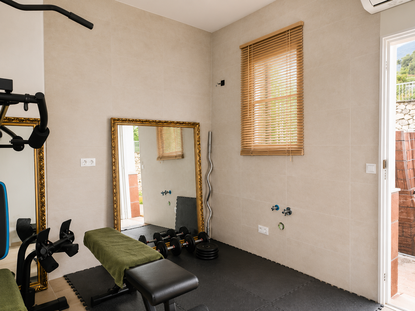 Activo Hotelero con proyecto aprobado y obra iniciada en Benalmádena Pueblo
