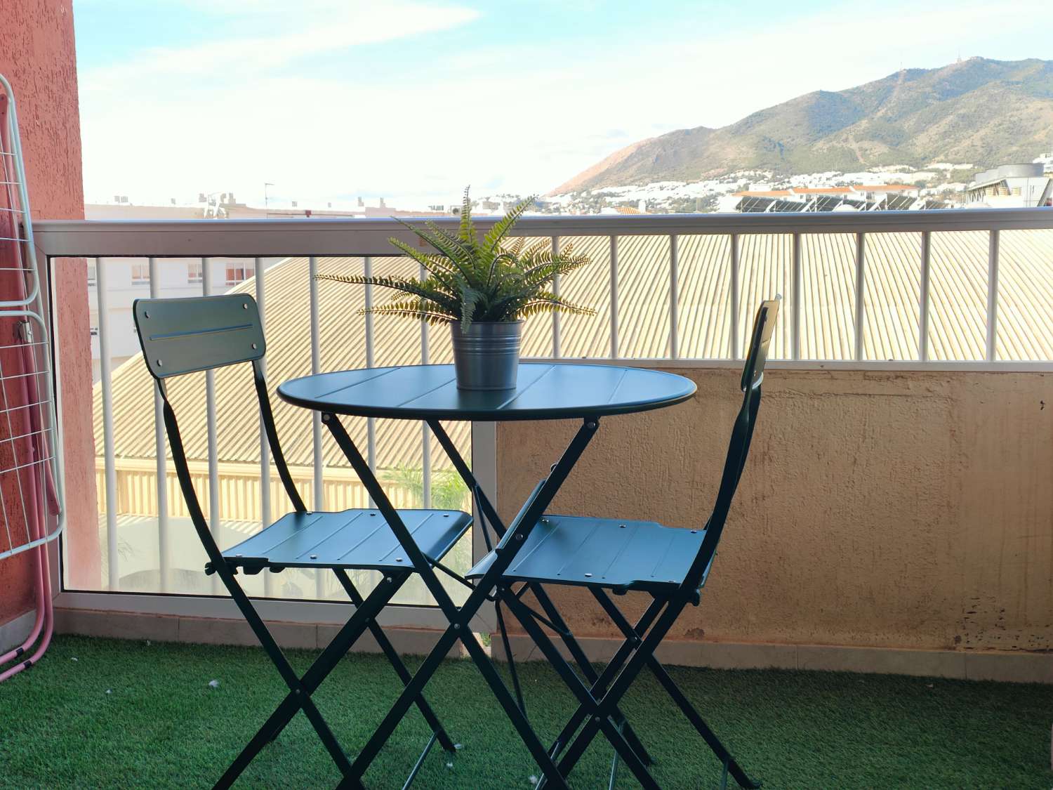 318. Bonito apartamento en el centro y con piscina