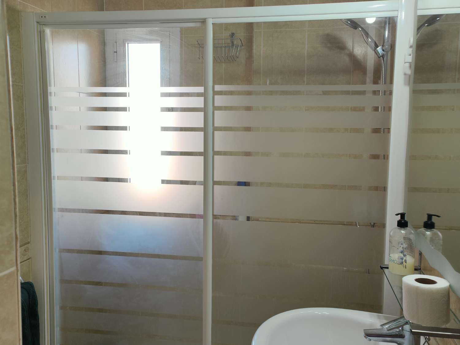318. Bonito apartamento en el centro y con piscina