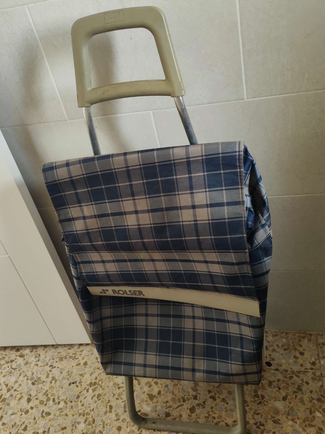 318. Bonito apartamento en el centro y con piscina