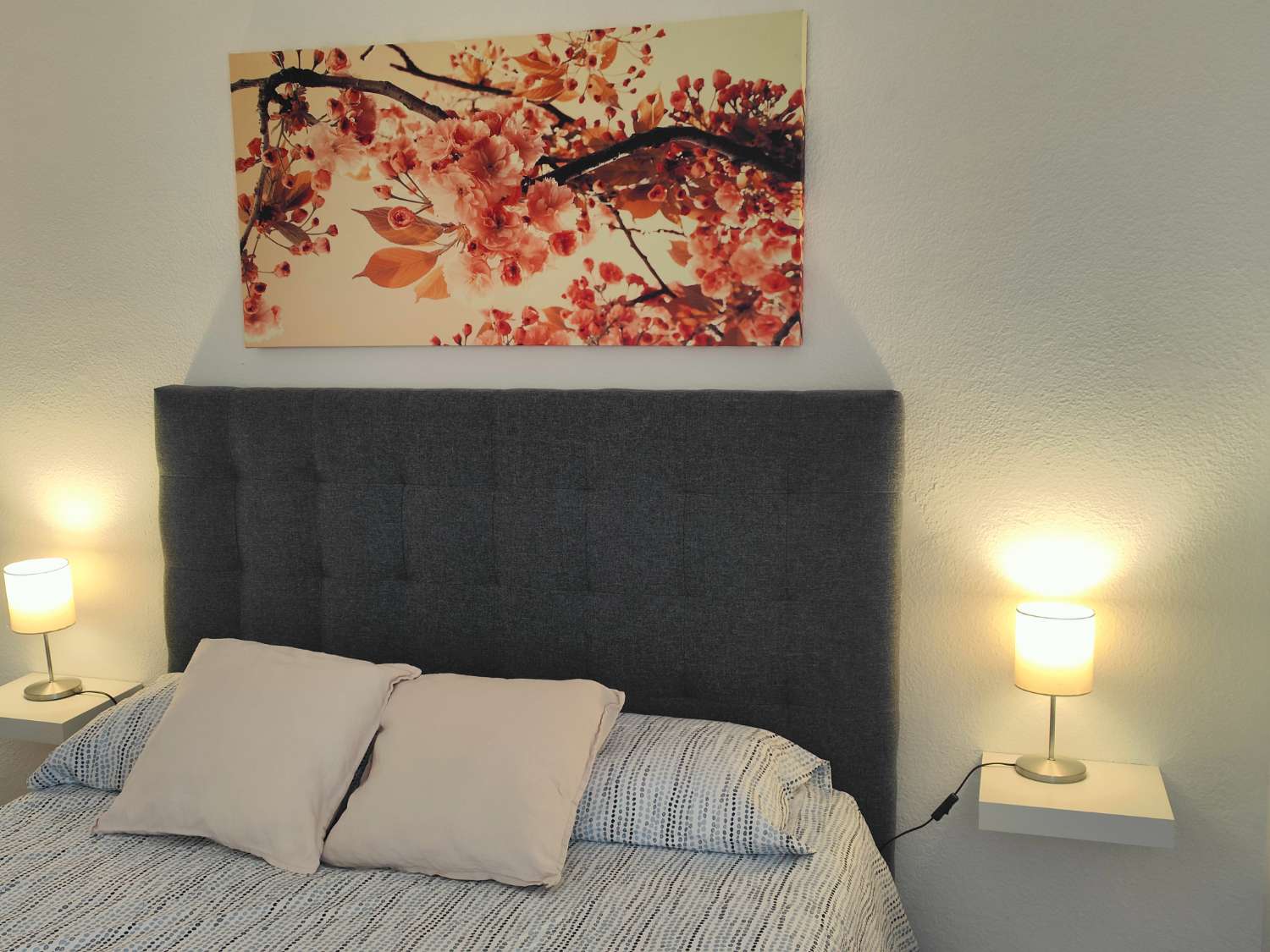 318. Bonito apartamento en el centro y con piscina