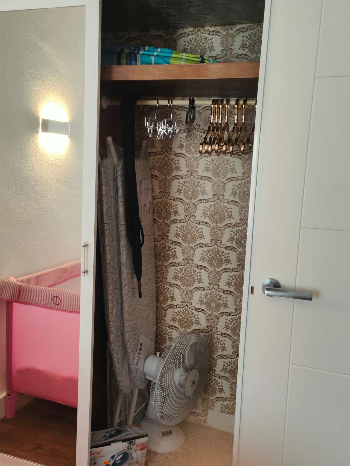318. Bonito apartamento en el centro y con piscina