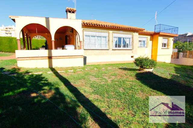 Villa in vendita a Arroyo de la Miel (Benalmádena)