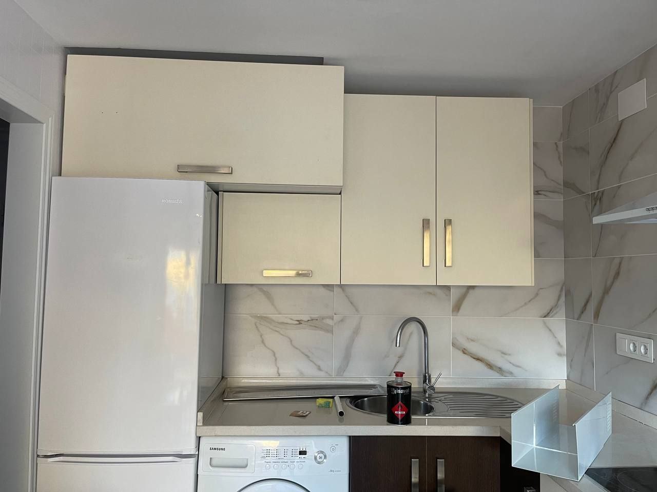 Apartmán v prodeji in Solymar - Puerto Marina (Benalmádena)