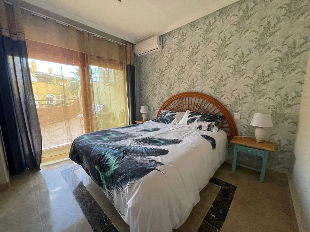 Apartmán v prodeji in Solymar - Puerto Marina (Benalmádena)