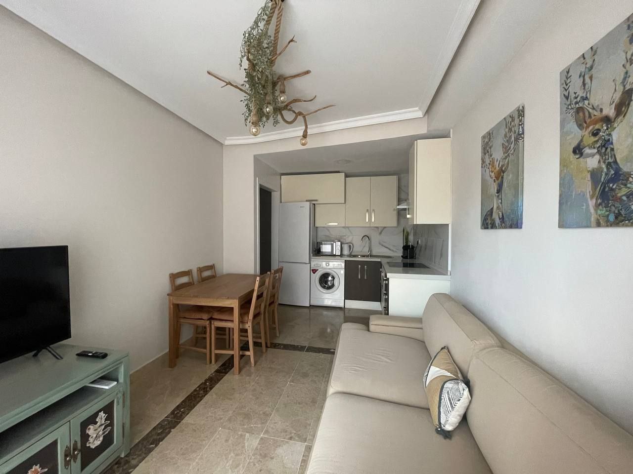 Apartmán v prodeji in Solymar - Puerto Marina (Benalmádena)