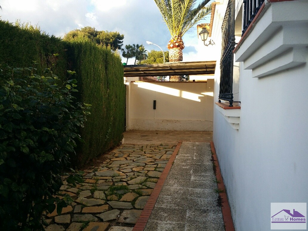 Villa myynnissä Benalmádena Costa