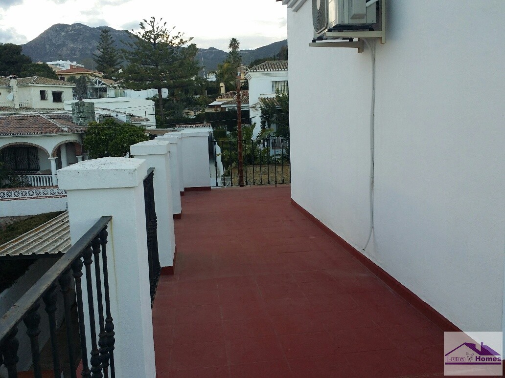 Villa myynnissä Benalmádena Costa