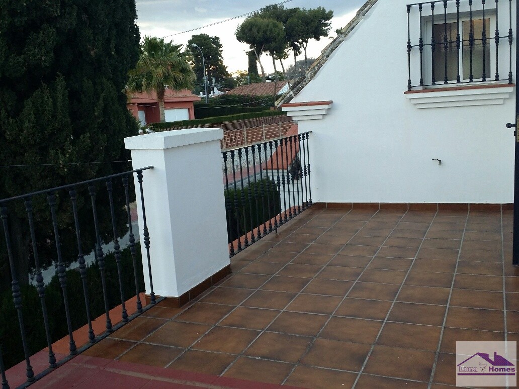 Villa myynnissä Benalmádena Costa