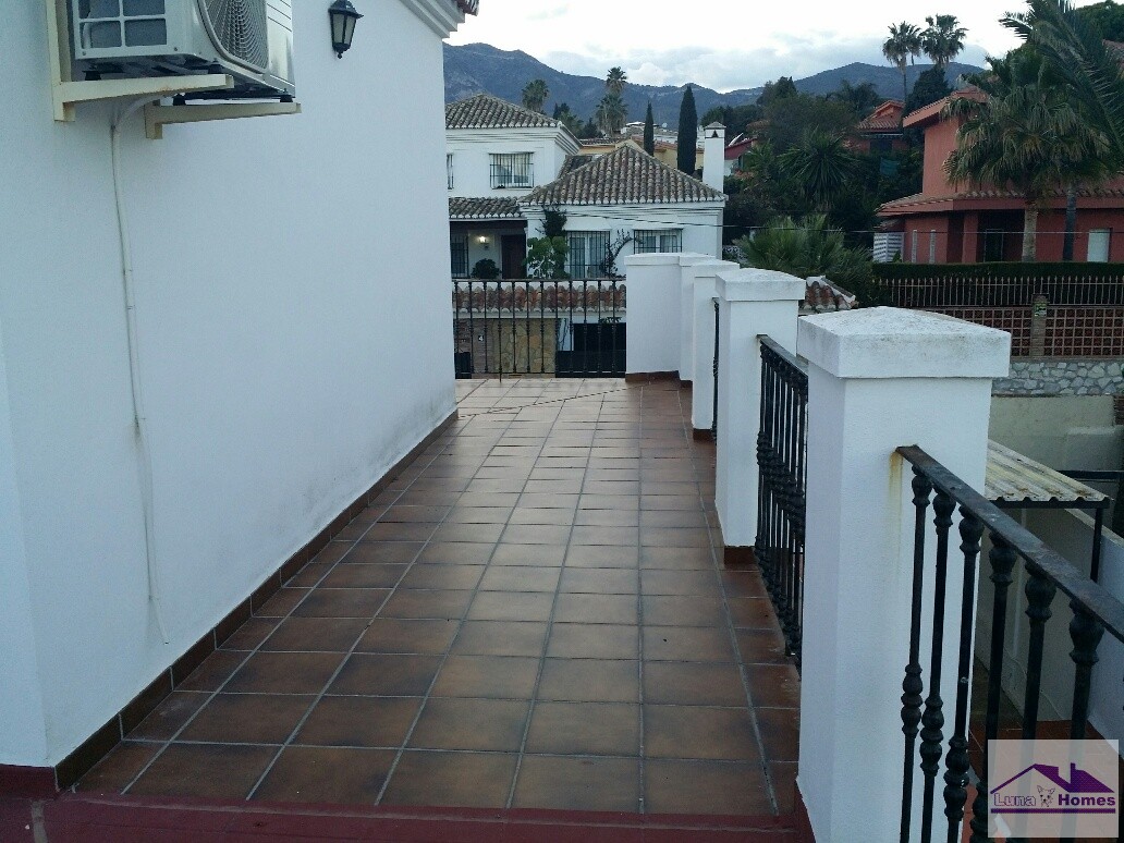 Villa myynnissä Benalmádena Costa