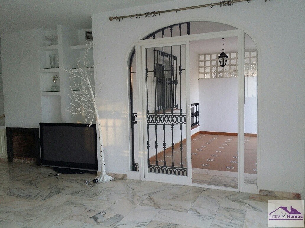 Villa myynnissä Benalmádena Costa