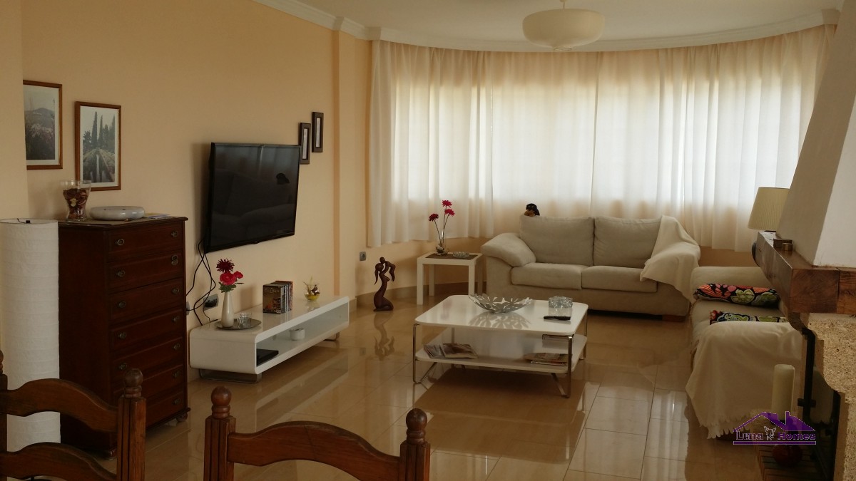 Villa en venta en Benalmádena