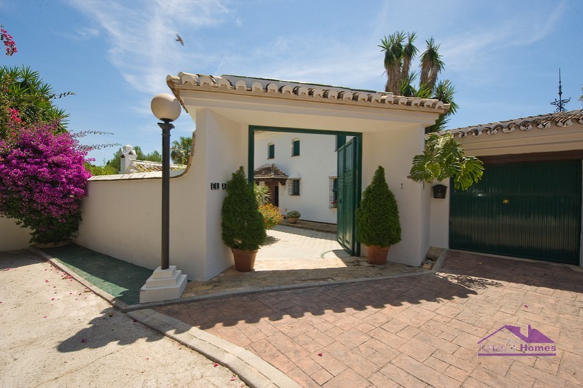 Villa till salu i Benalmádena Costa