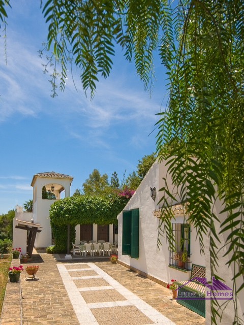 Villa en venta en Benalmádena Costa