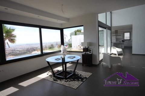 Villa en venta en Mijas