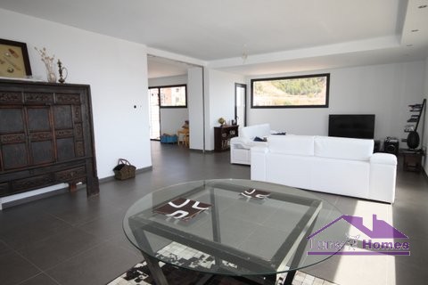 Villa en venta en Mijas