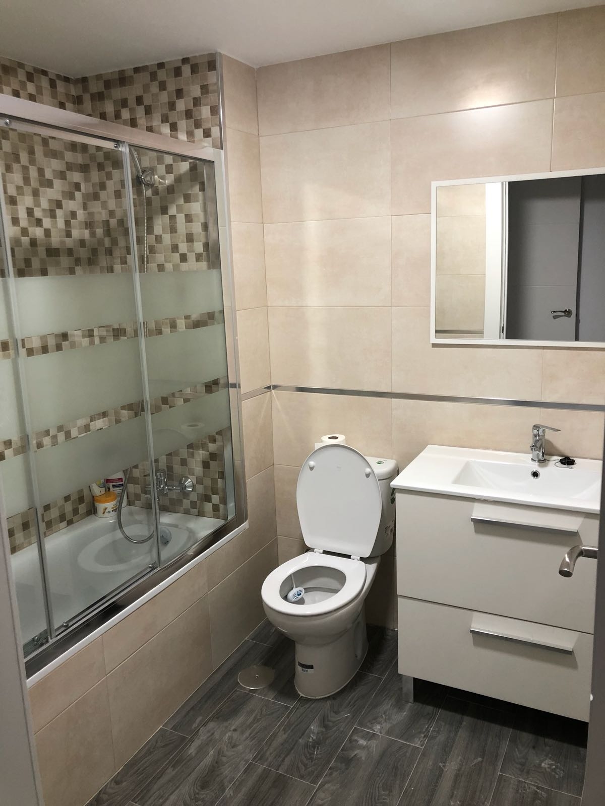 Lejlighed udlejes i Benalmádena Costa