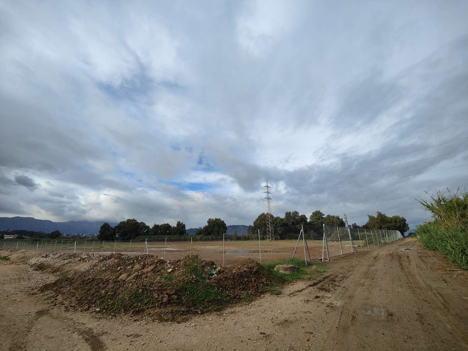 ???? OPORTUNIDAD ÚNICA: MAGNÍFICA FINCA RÚSTICA EN VENTA ????