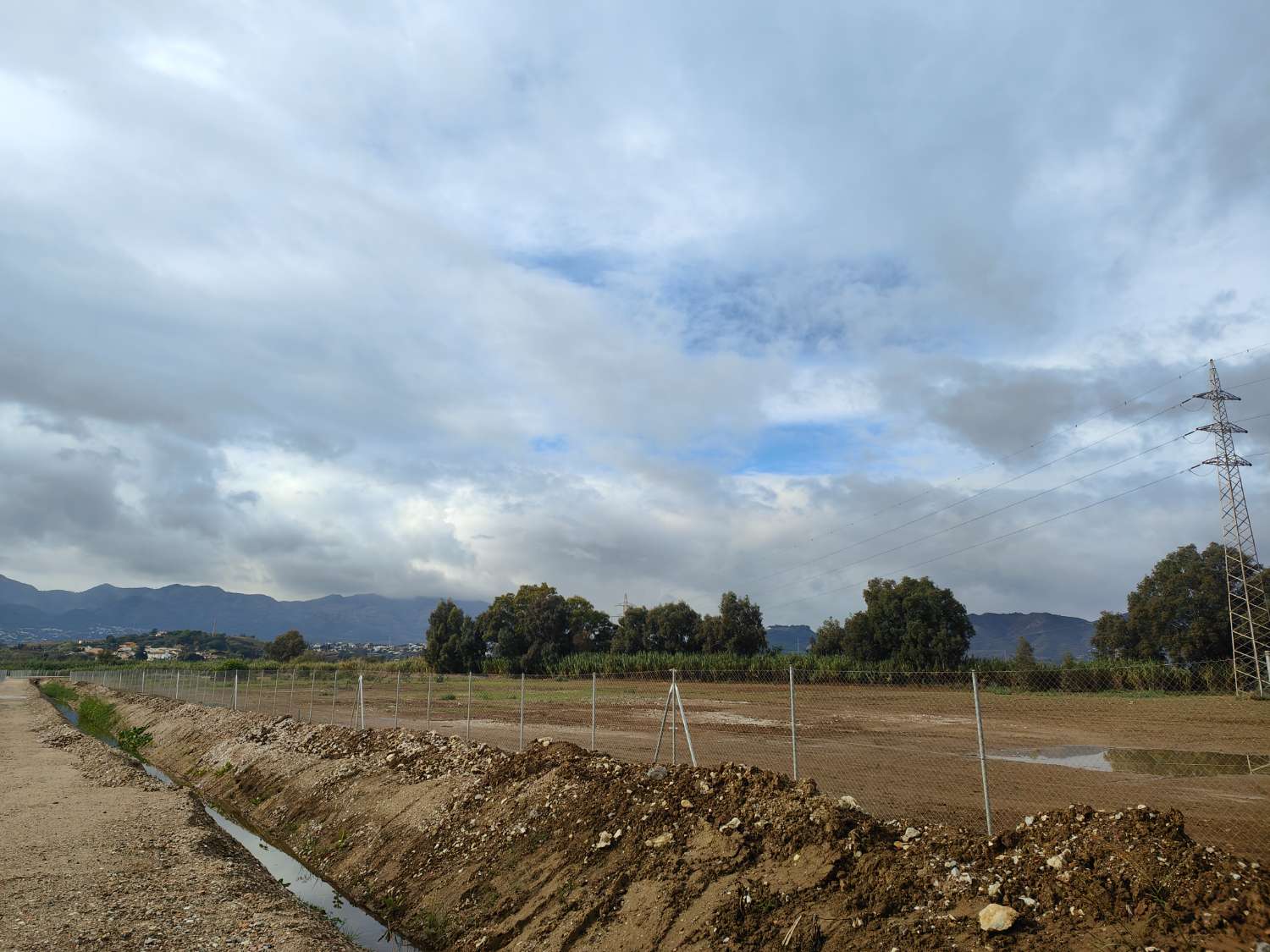 ???? OPORTUNIDAD ÚNICA: MAGNÍFICA FINCA RÚSTICA EN VENTA ????