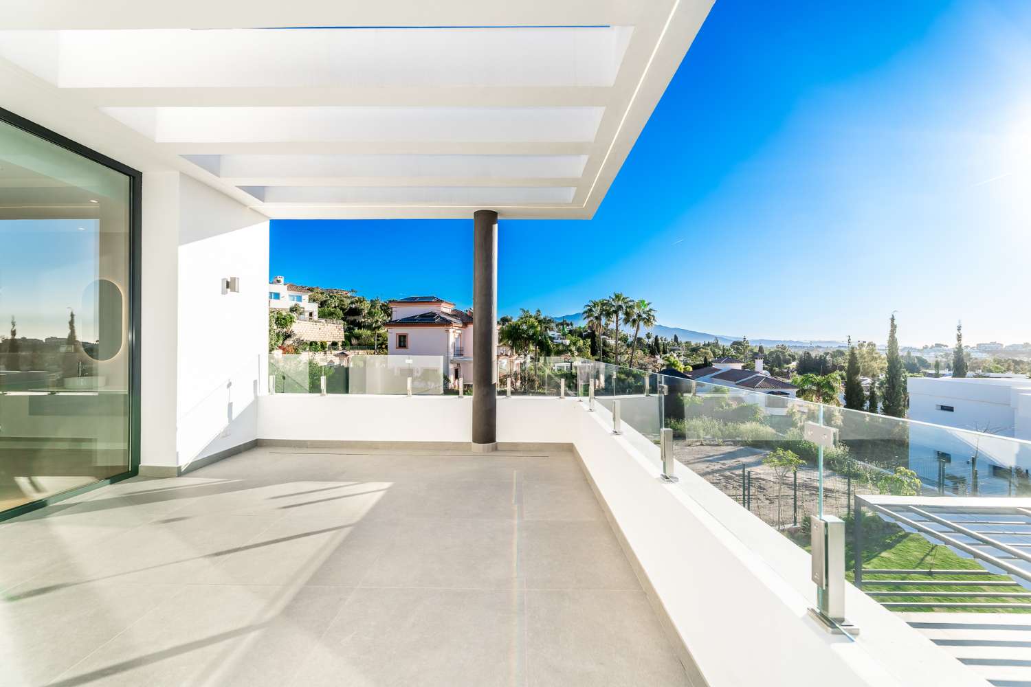 Villa te koop in El Paraíso (Benahavís)