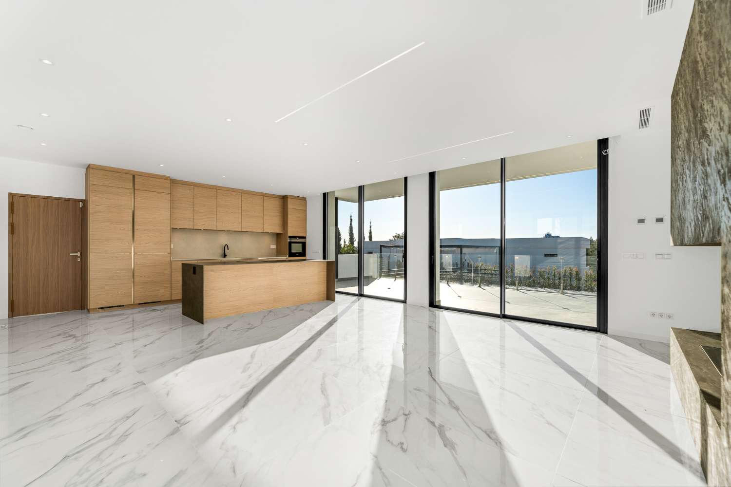 Villa te koop in El Paraíso (Benahavís)