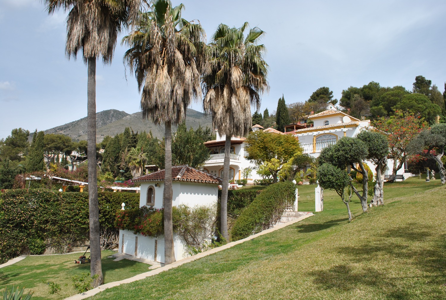 Villa til salg i Torremuelle (Benalmádena)